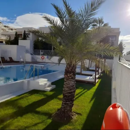 Apartment Jardinana Lotus 2 Bed Garden -