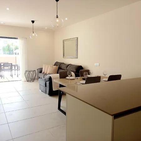 Jardinana Lotus 2 Bed Garden - Apartment *
